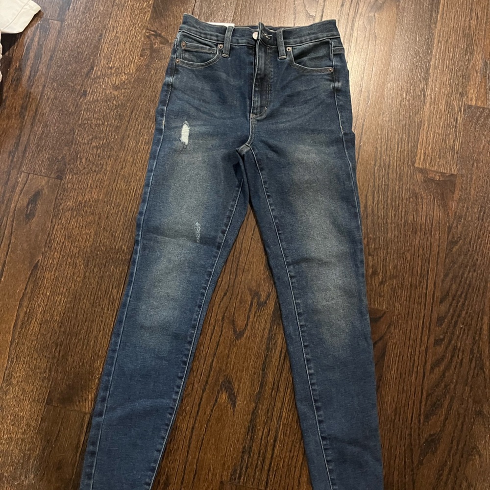 Garage super skinny dark blue wash jeans NWT size 0 or 24